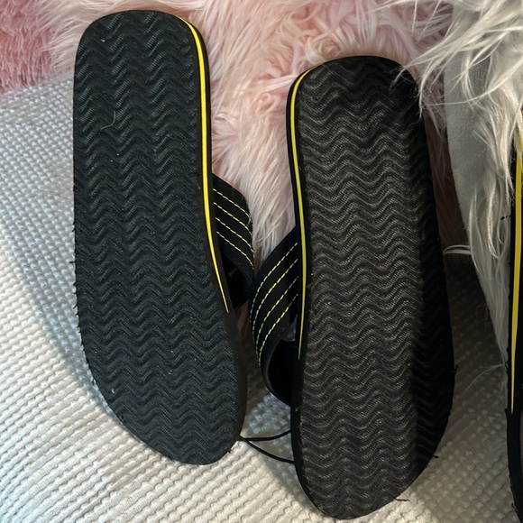 Batman Flip Flops Black Beach Summer Mens 7/8 and 11/12 Small Large - Picture 7 of 7